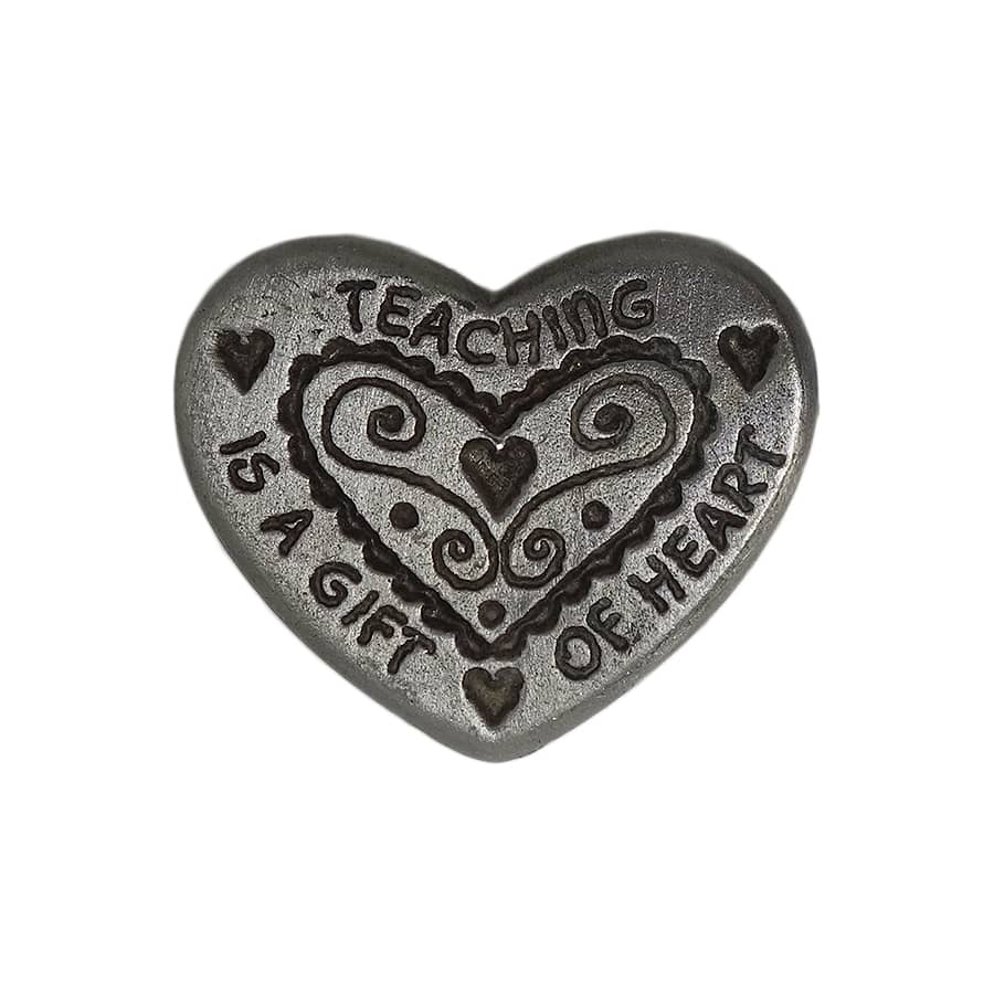 TEACHING IS A GIFT OF HEART ピンズ ハート 留め具付き