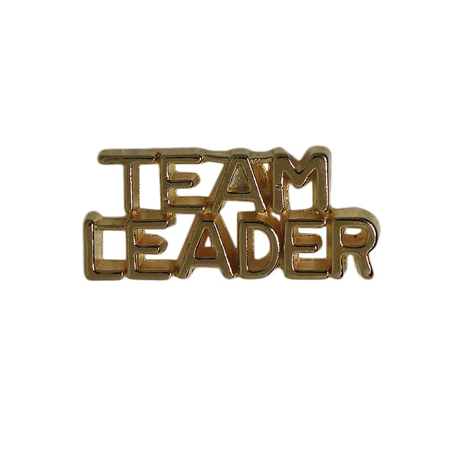 TEAM LEADER ピンズ 金色 留め具付き