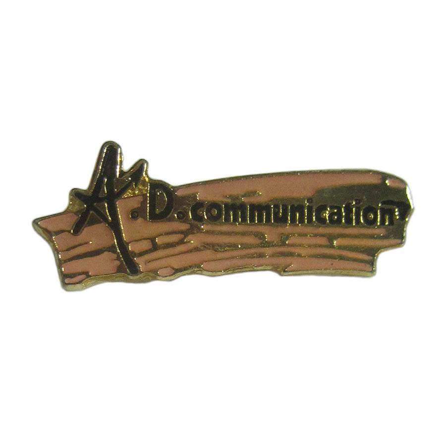 ピンズ A.D.communication 留め具付き レトロ