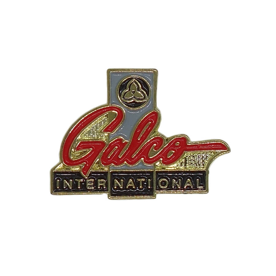 ピンズ ホルスター製造メーカー Galco 留め具付き レトロ ピンバッジ