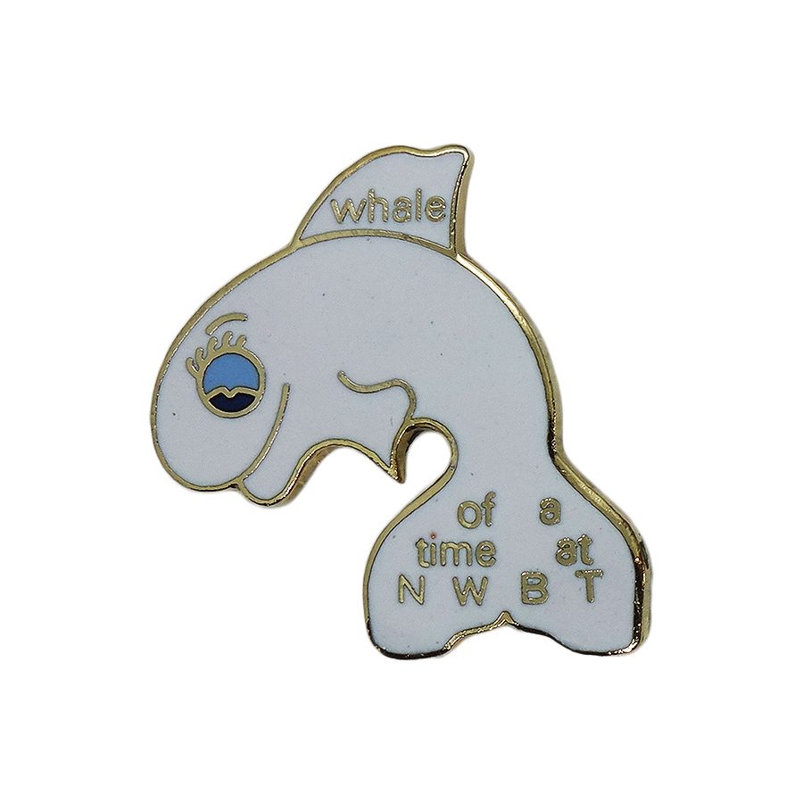 Whale of a time at NWBT クジラ ピンズ ボウリング 留め具つき