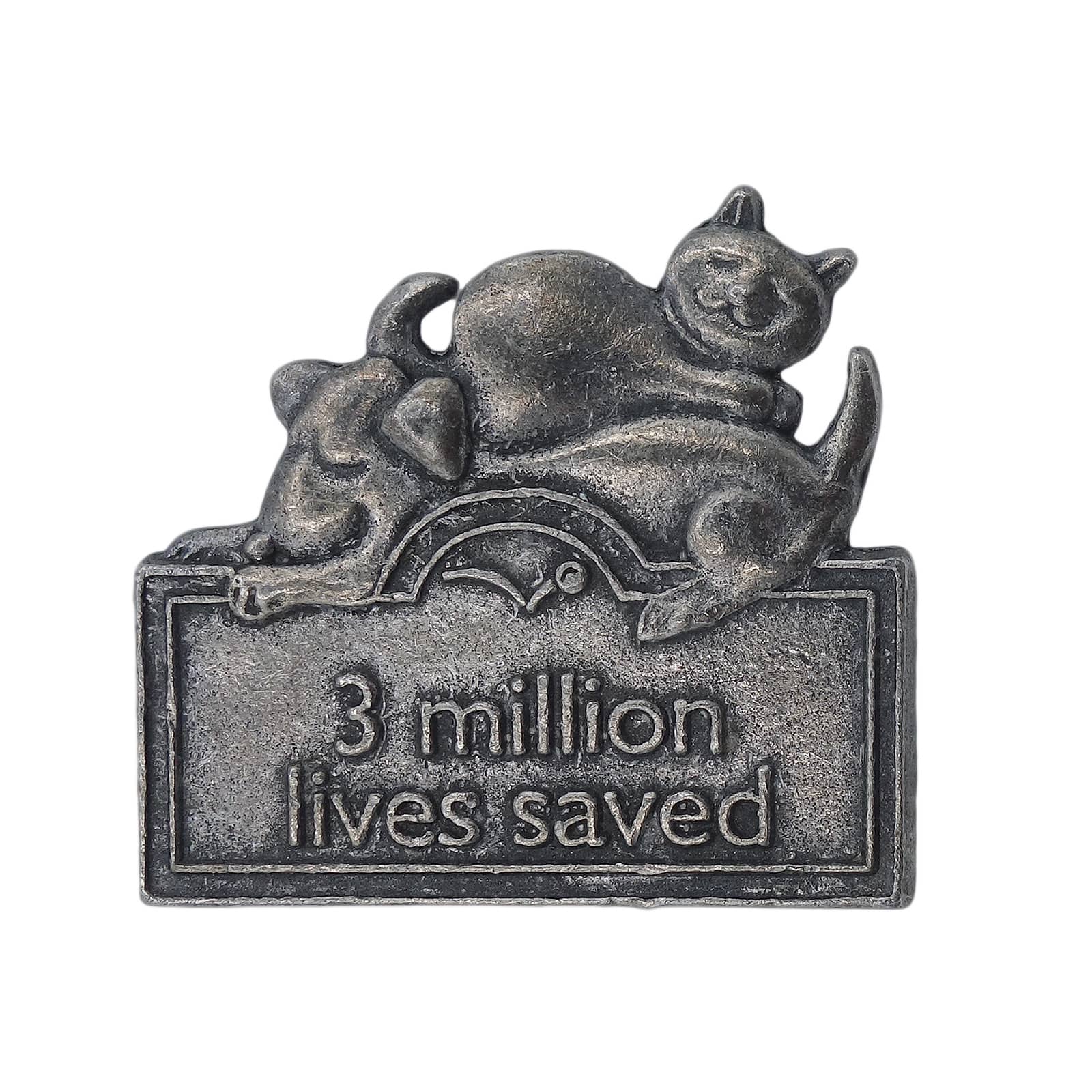 3 million lives saved ピンズ SPCA 動物保護団体