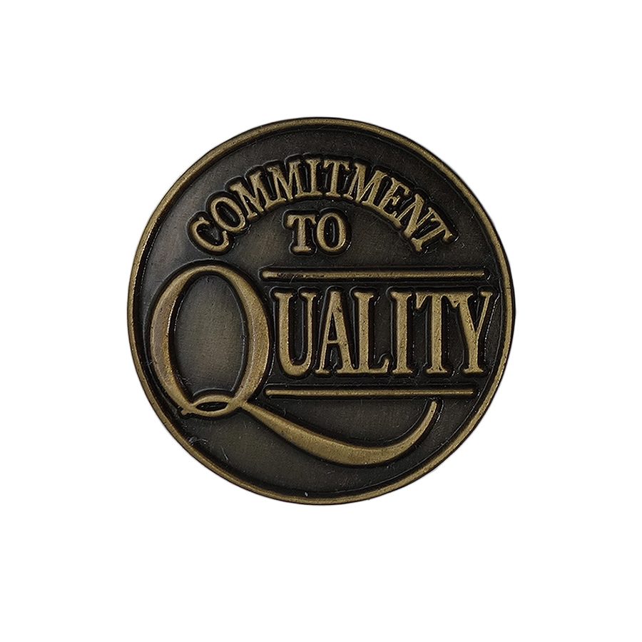 COMMITMENT TO QUALITY ピンズ