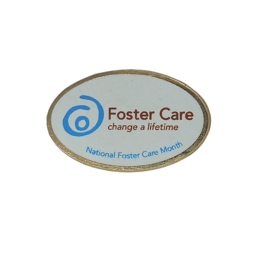 ピンズ National Foster Care Month