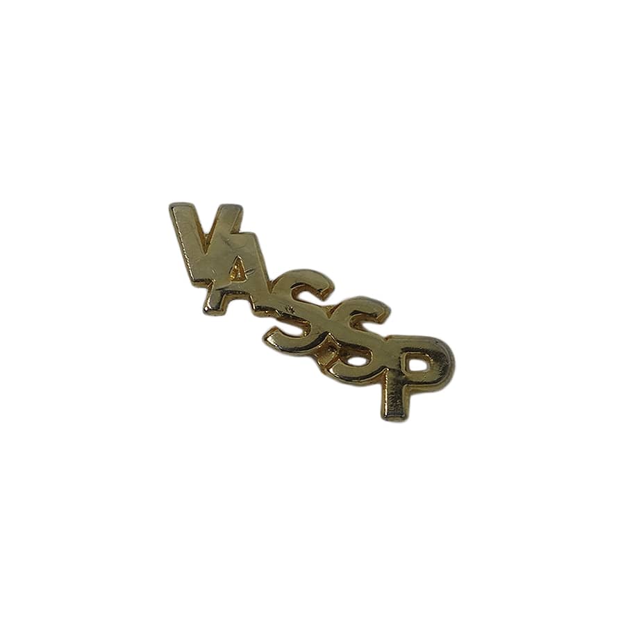 VASSP ピンズ 金色 留め具付き