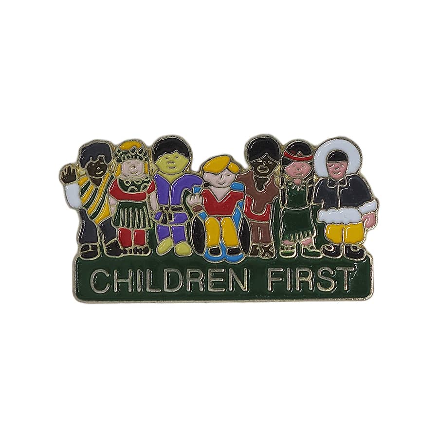 CHILDREN FIRST ピンズ 子供 留め具付き