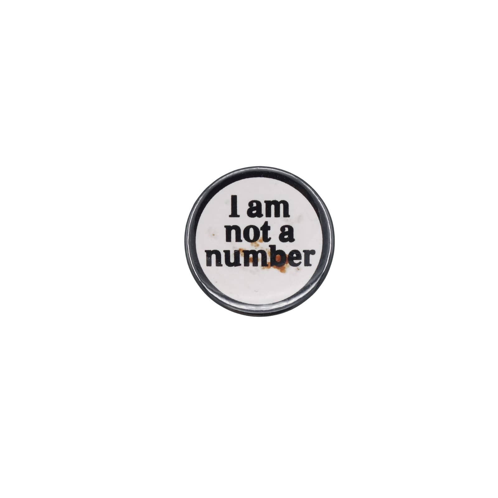 I am not a number 缶バッジ バッチ