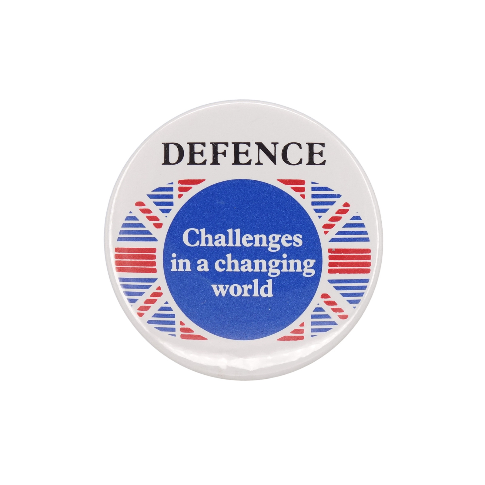 DEFENCE 缶バッジ バッチ Challenges in a changing world