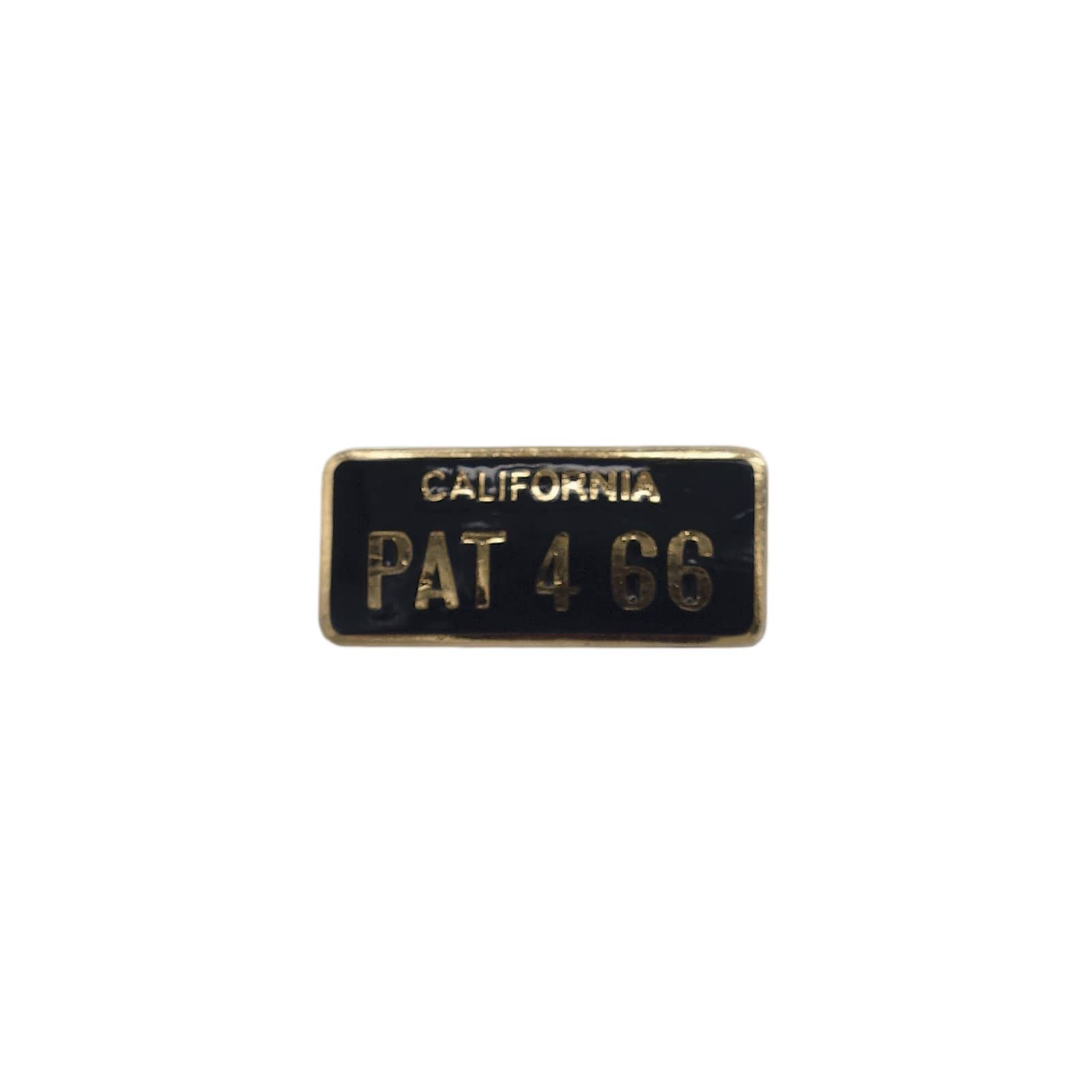 CALIFORNIA PAT 4 66 ナンバープレート ピンバッジ ブローチ