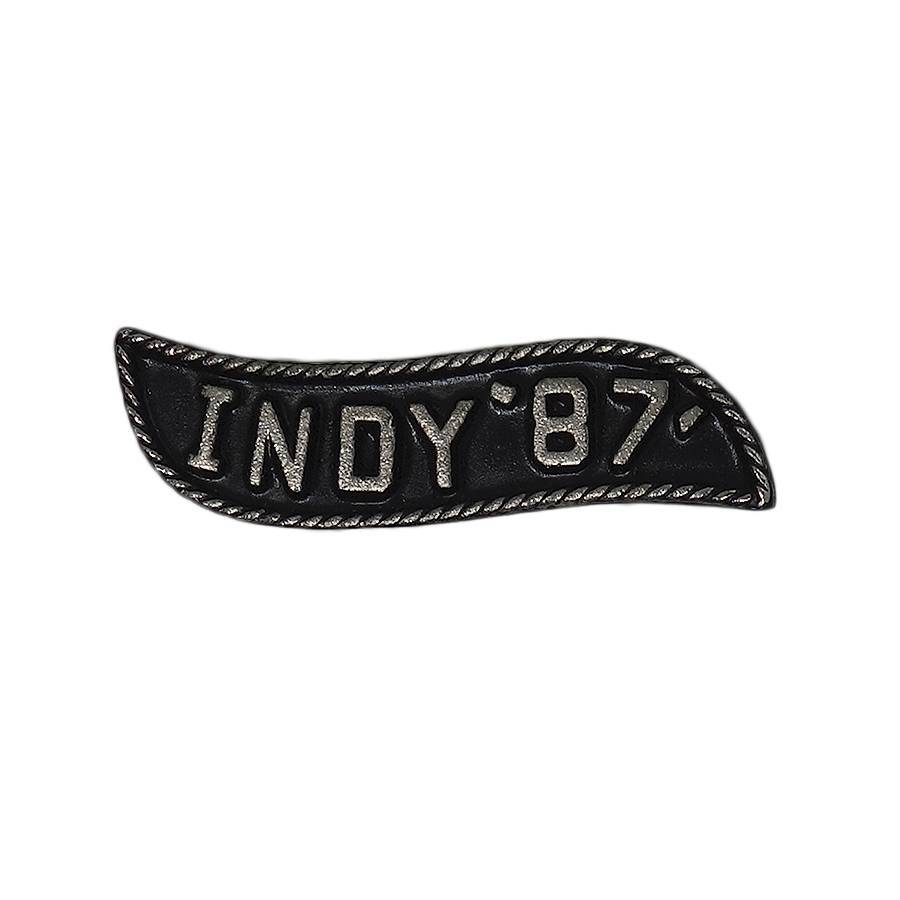 INDY 87 ピンズ 留め具付き