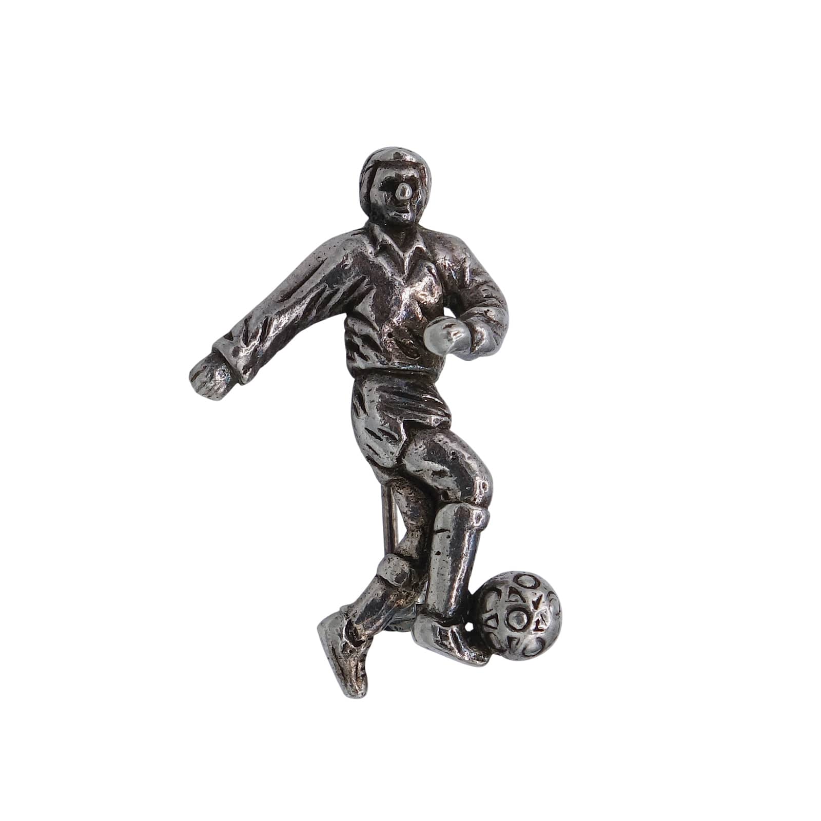 サッカー選手 ブローチ
