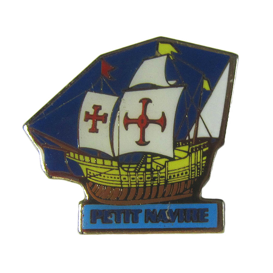 フランス ピンズ PETIT NAVIRE 帆船  留め具付き レトロ ピンバッジ