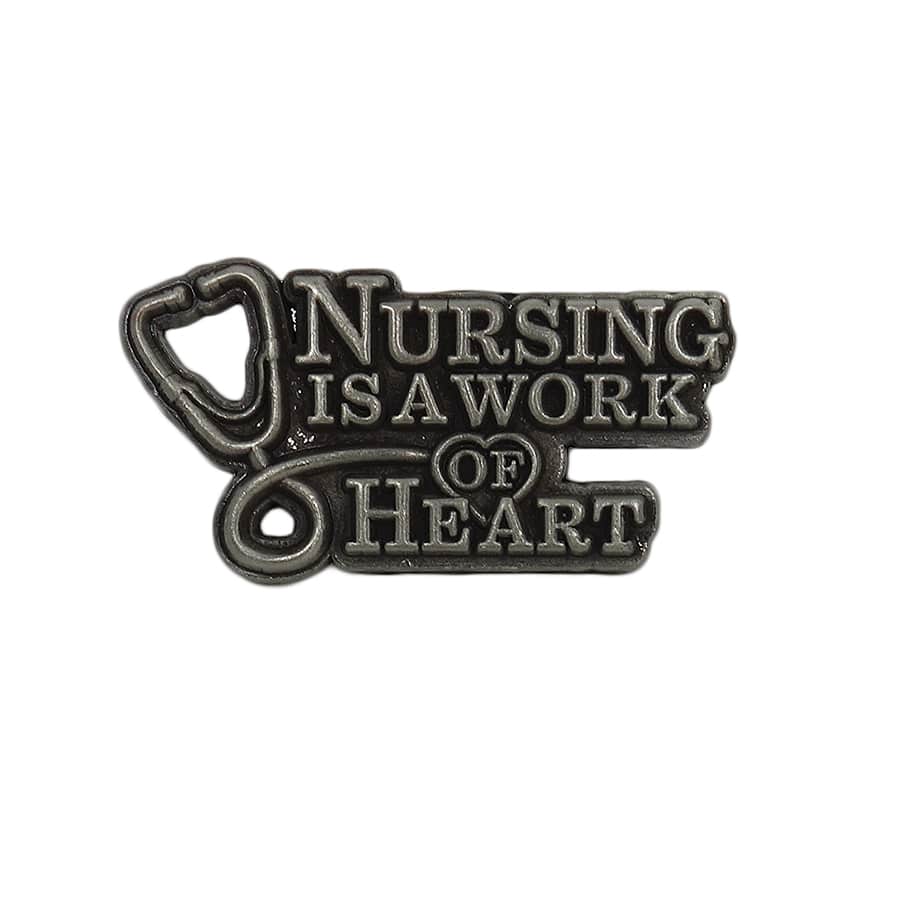 NURSING IS A WORK OF HEART ピンズ 留め具付き ナース