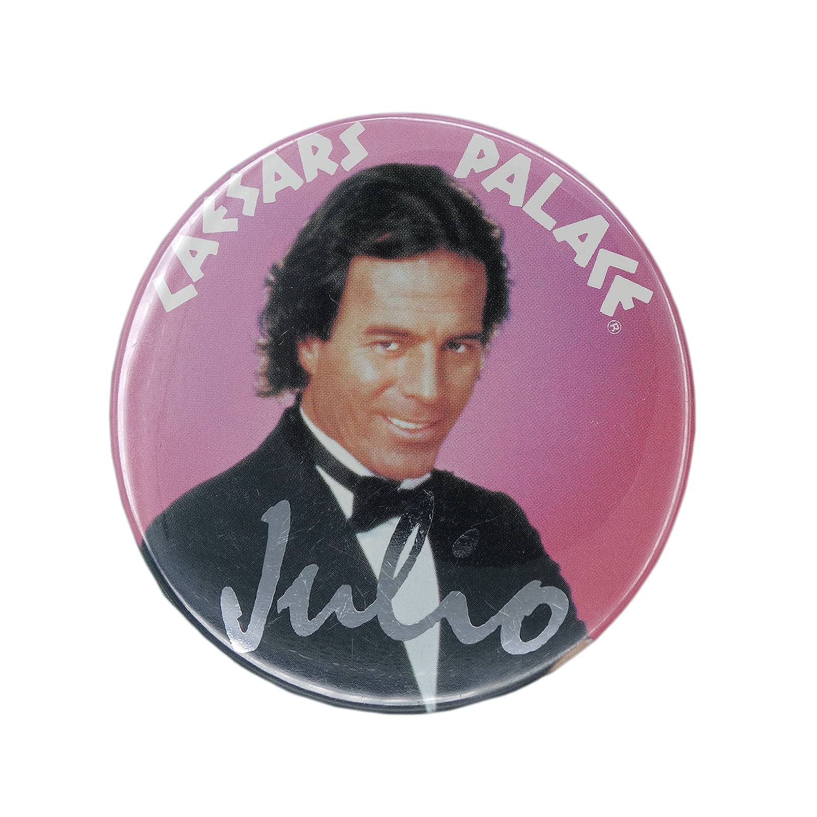 Julio Iglesias フリオ・イグレシアス 缶バッジ 歌手 CAESARS PALACE