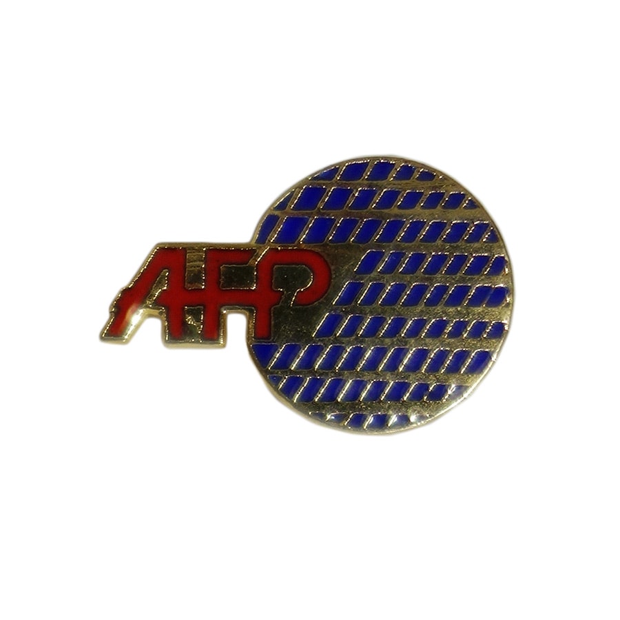 ピンズ フランス通信社 AFP 会社ロゴ 留め具付き レトロ ピンバッジ