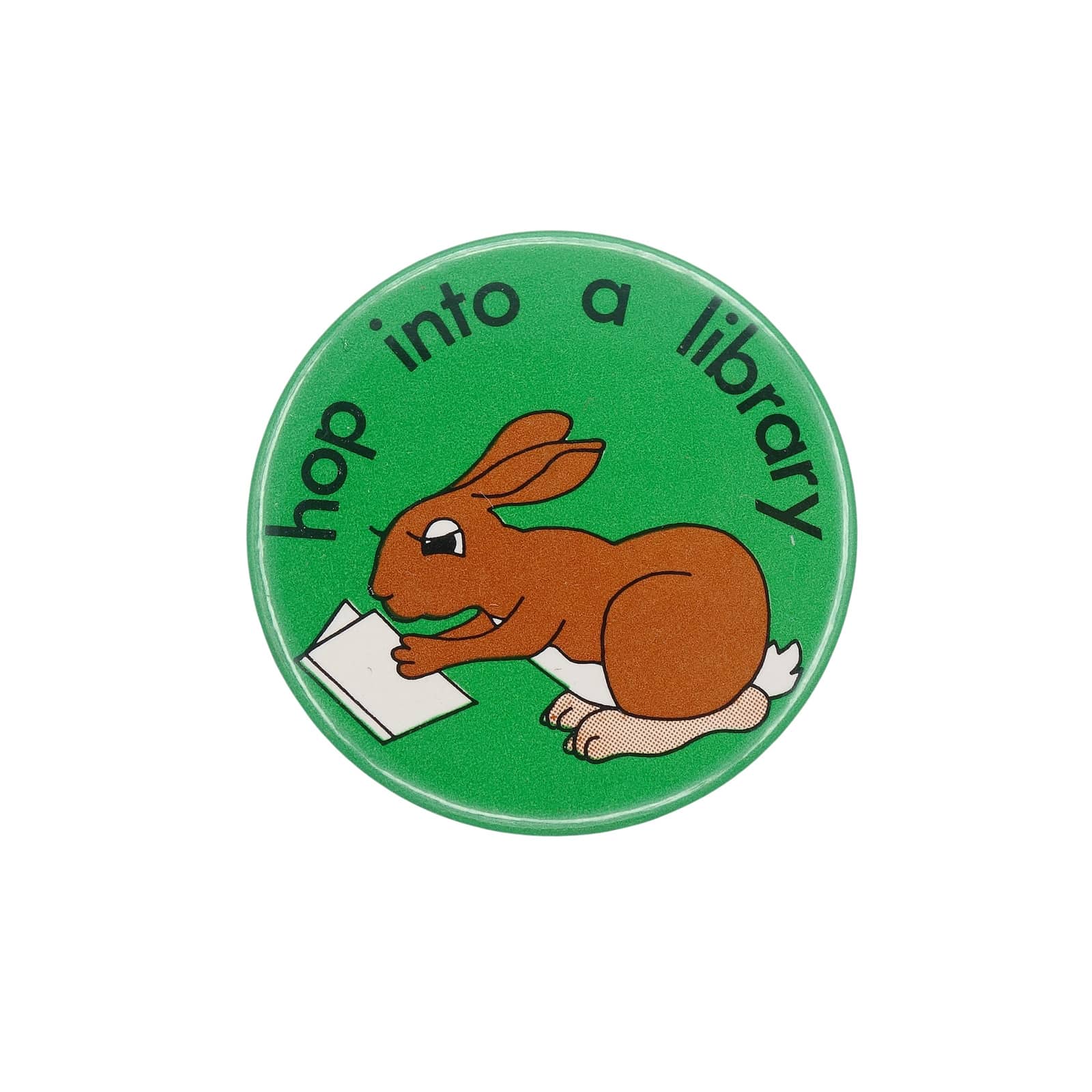hop into a library ウサギ 缶バッジ バッチ