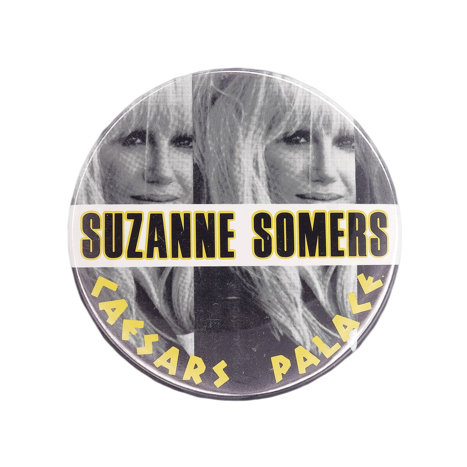 SUZANNE SOMERS スザンヌ・サマーズ 缶バッジ 女優 CAESARS PALACE