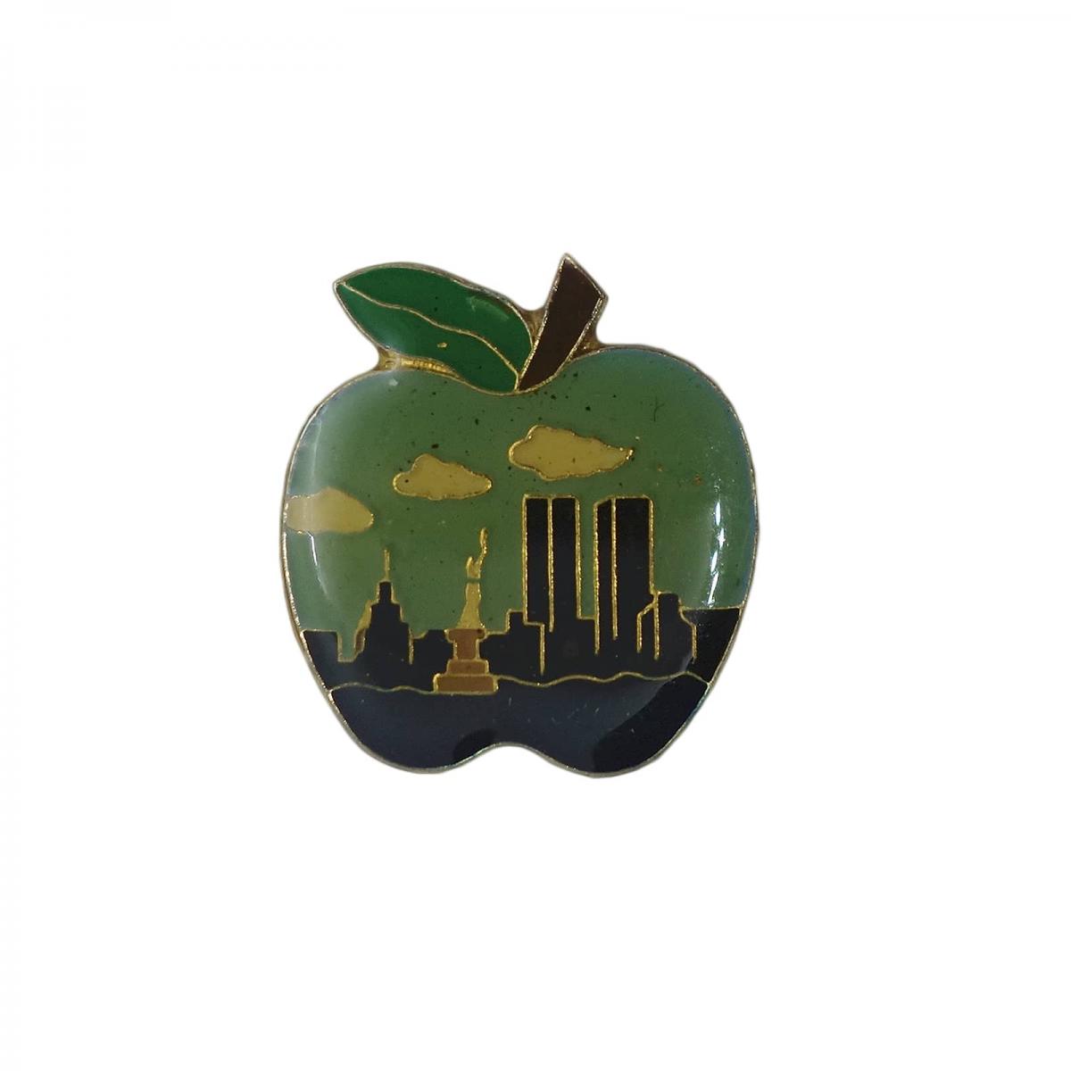 リンゴ型 ニューヨークの街 ピンズ 留め具付き