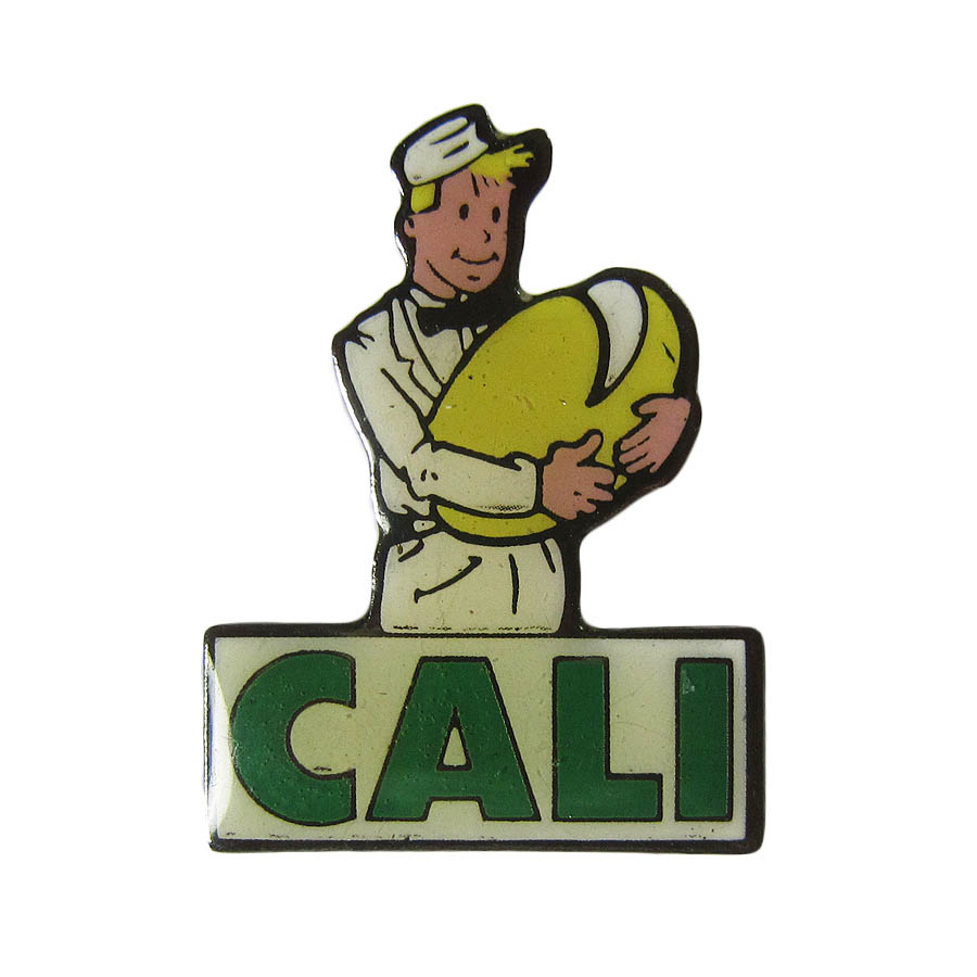 フランス ピンズ CALI チーズを持った青年 ピンバッジ レトロ